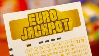 Granie w Eurojackpot przez internet. Jak powalczyć o duże pieniądze bez wychodzenia z domu?